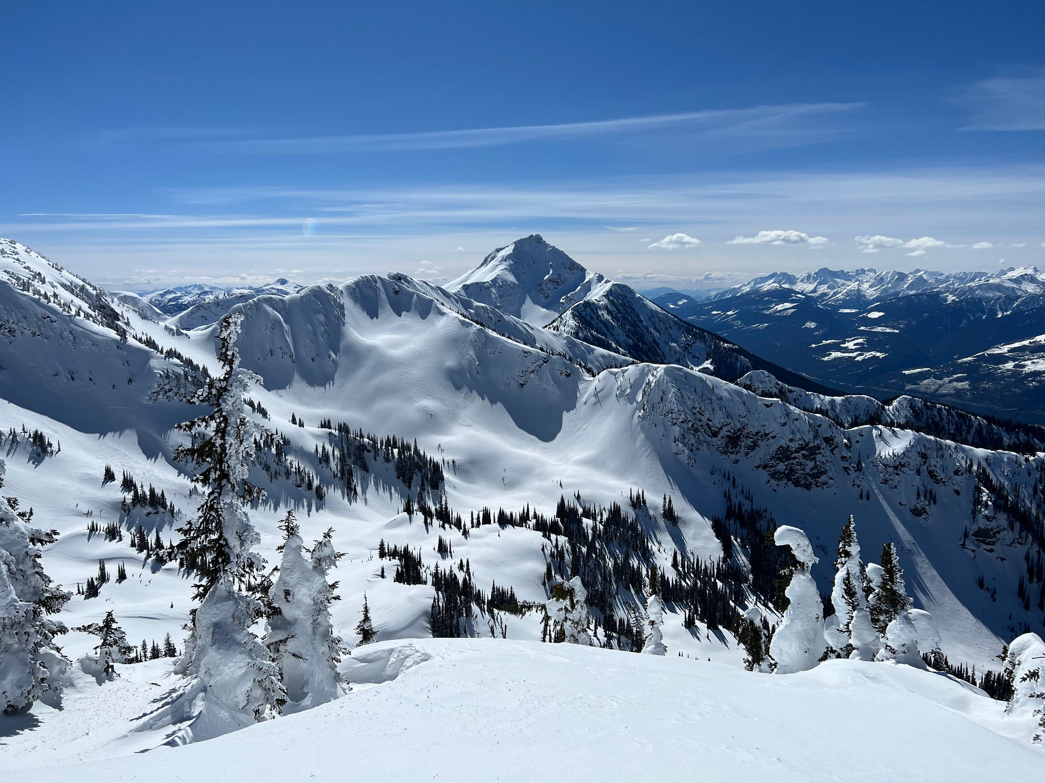 Senecal Ski And Snowboard SHOP ONLINE!